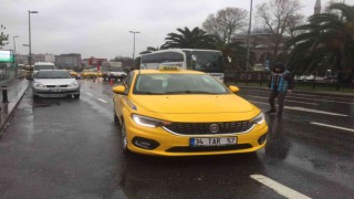 Fatihte kurallara uymayan ve yolcu seçen ticari taksi sürücülerine ceza yağdı