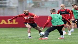 Galatasaray, derbi hazırlıklarına başladı