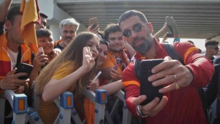 Galatasaray kafilesi İzmirde