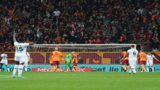Galatasaray, Karagümrükü Süper Ligde ilk kez yendi!