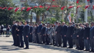 Gazi Mustafa Kemal Atatürkün Edremite 88. yılı düzenlenen törenle kutlandı