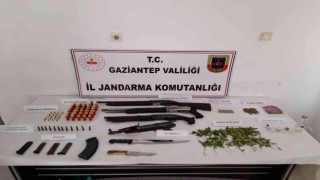 Gaziantepte 34 adrese eş zamanlı uyuşturucu operasyonu
