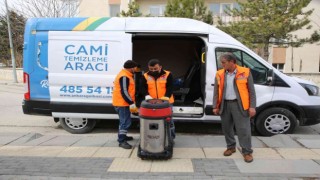 Gölbaşı Belediyesinden Ramazan öncesi cami temizliği