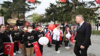 Gölcükte 23 Nisan coşku ile kutlandı