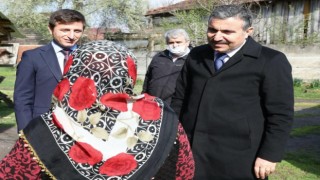 Gölyakada aileler ziyaret edildi
