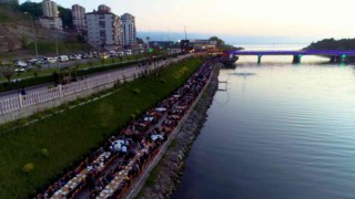 Gülüçte 5 bin kişi muhteşem manzara eşliğinde birlikte iftar açtı