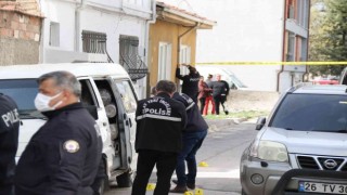 Halı satıcıları arasındaki silahlı kavga kanlı bitti: 1 ölü