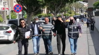 Hastanede güvenlik görevlisini darp eden baba oğul adliyeye sevk edildi