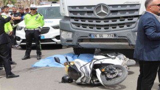 Hatayda kamyon ile çarpışan motosiklet sürücüsü hayatını kaybetti