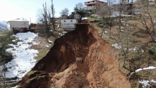 Havalar ısınıyor, karlar eriyor, Trabzon kayıyor