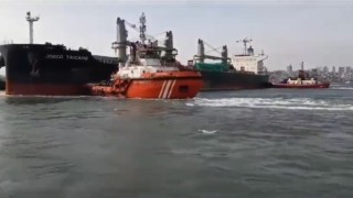 Haydarpaşa Limanı açıklarında karaya oturan gemi Ahırkapıya demirletildi