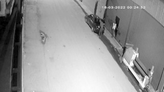 Hırsızlık zanlıları, 310 saatlik kamera görüntüleri izlenerek yakalandı