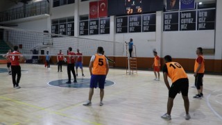 Iğdırda voleybol turnuvası düzenlendi