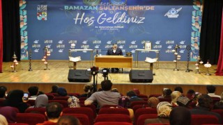 İlahiyatçı Mehmet Fatih Çıtlak Sultangazi Belediyesinin konuğu oldu