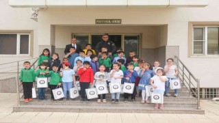 İlkokul öğrencilerinden Emniyet Müdürü Kurta ziyaret