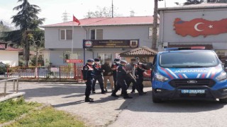 İnşaattan 150 bin TLlik kablo çalan hırsızlar tutuklandı