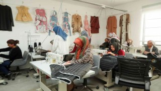 İpekyolu Belediyesinin tekstil atölyesinde üretim başladı