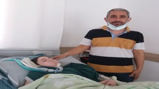 Irmakta boğulmaktan kurtarılan Deniz, iki yıldır yaşam mücadelesi veriyor
