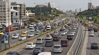 İstanbulda bayram öncesinde trafik yoğunluğu