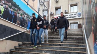 İstanbulda turistleri hedef alan hırsızlar kamerada