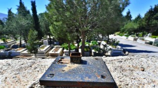 İzmirde son 3 ayda mezarlıklara verilen zararın faturası 250 bin lira