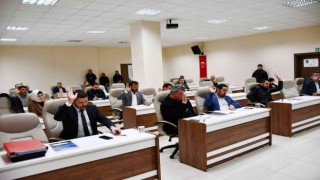 İznik Belediye Meclisi sahildeki kaçak yapılaşmanın önünde geçecek