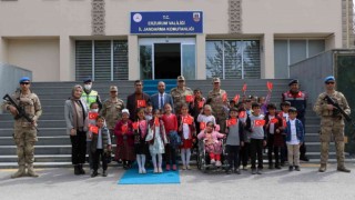 Jandarma Komutanlığında renkli 23 Nisan kutlaması