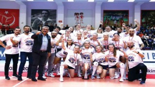 Kadınlar Voleybol 1. Ligi Play-off: Çukurova Belediyesi Spor Külübü: 3 - Karşıyaka Spor Kulübü: 0