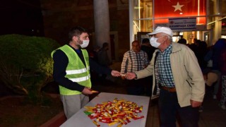 Kadir Gecesi camilerde dualarla karşılandı