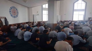 Kadirlide Ahmet Yüksel Camii ibadete açıldı