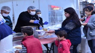 Kahramankazan Belediye Başkanı Oğuz, ilk iftarda vatandaşlarla buluştu