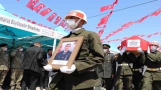 Kahramanmaraşlı şehit son yolculuğuna uğurlandı