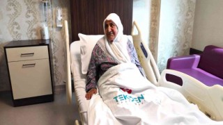 Kalp pili olan hastanın böbreğindeki 6 santimlik taşlar temizlendi