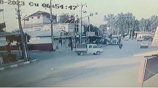 Kamyonet ile çarpışan motosikletin 17 yaşındaki sürücüsü hayatını kaybetti