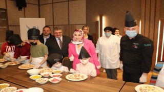 Kanser tedavisi gören çocuklar ve aileleri iftar programında bir araya geldi