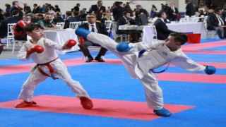 Karate Türkiye Şampiyonasının açılış seremonisi yapıldı