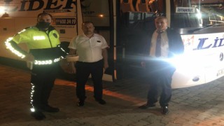 Kargıda polis yolcu otobüslerini denetledi