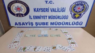 Kayseride eş zamanlı kumar operasyonu