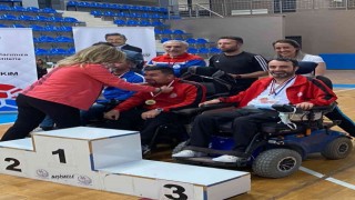 Kayserili Boccia sporcuları Kocaelinden madalya ile döndü