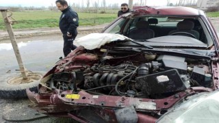 Kazada hurdaya dönen otomobilde kimsenin burnu bile kanamadı