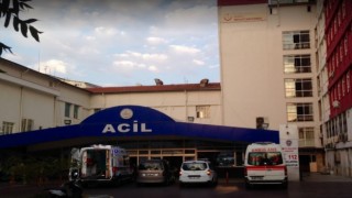 Kendisinden ayrılmak isteyen kadını bıçaklayan saldırgan teslim oldu