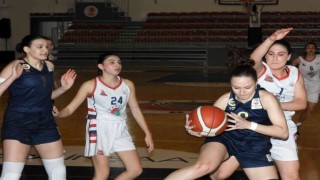 Kepezin kızları ligin devleriyle mücadele ediyor