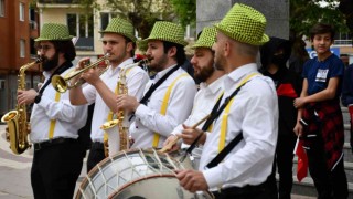 Kestelde çocukların 23 Nisan coşkusu