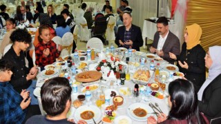 Kırıkkalede yetim çocuklara iftar verildi