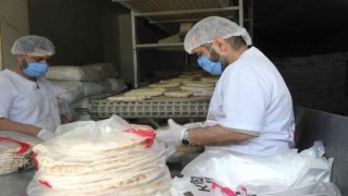 Kızılay, Suriyede 77 bin kişiye iftarlık dağıtıyor