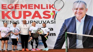 Konyaaltında rekor katılımlı tenis turnuvası