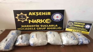 Konyada aracın stepnesinde 3 kilo 130 gram esrar ele geçirildi