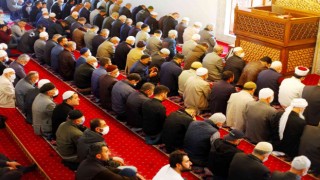 Konyada Ramazan ayının ilk Cuma namazı kılındı