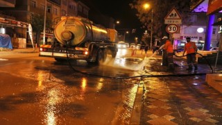 Körfezde bayram öncesi yollar tazyikli suyla yıkanıyor