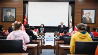 Körfezde çocuk meclisi kuruldu
